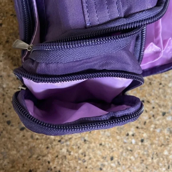 Lug Trolley Cosmetic Case - Picture 10 of 12